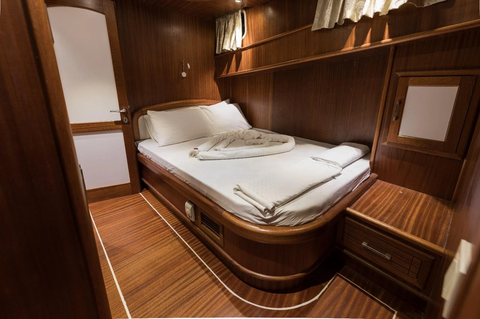 double cabin